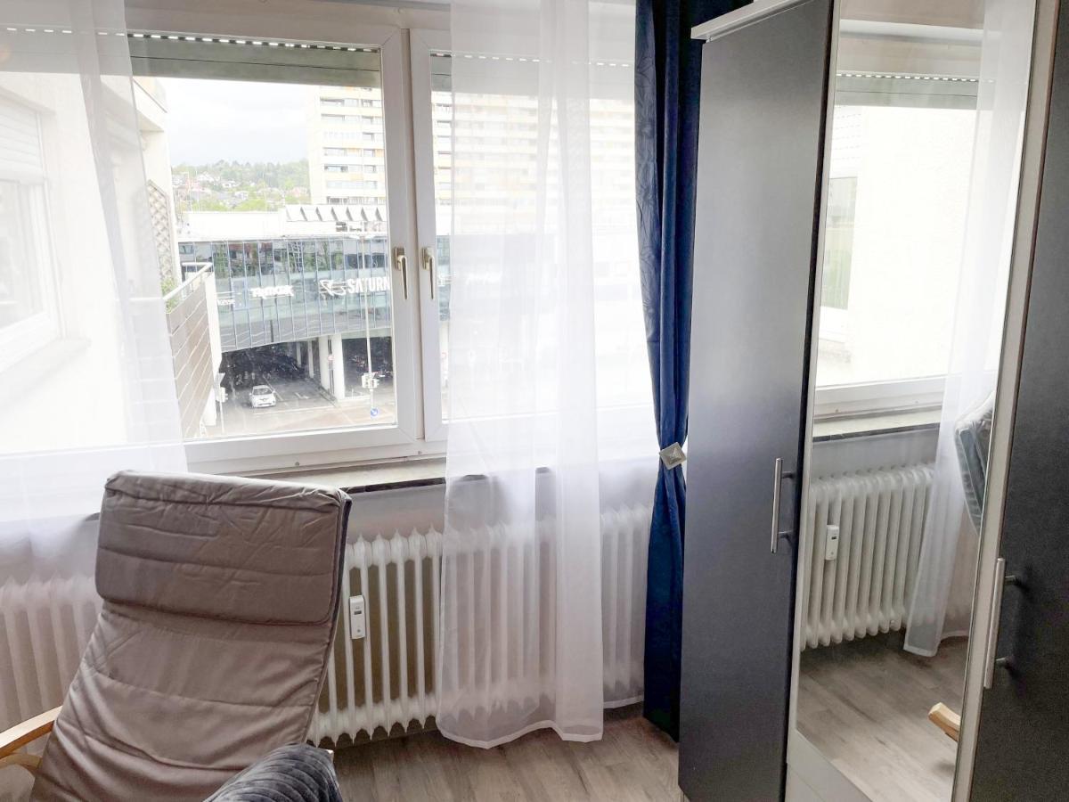 Perfekte 1,5 Wohnung Zentral In Leonberg Gegenueber Einkaufzentrum Kültér fotó